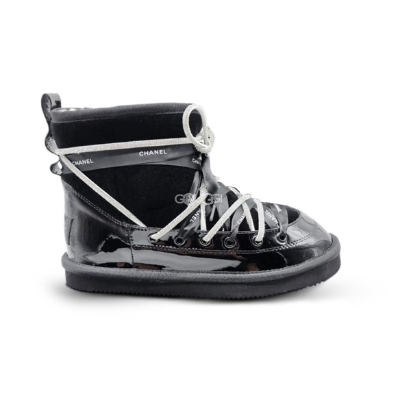 Ugg Chanel Lunar Black