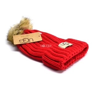 UGG Cap Red