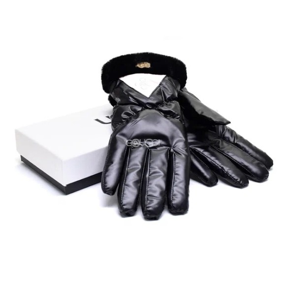 Ugg Gloves Black